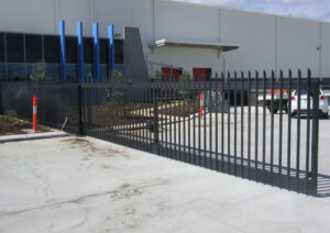 Palisade automatic sliding gate