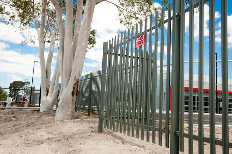 Commercial Fencing